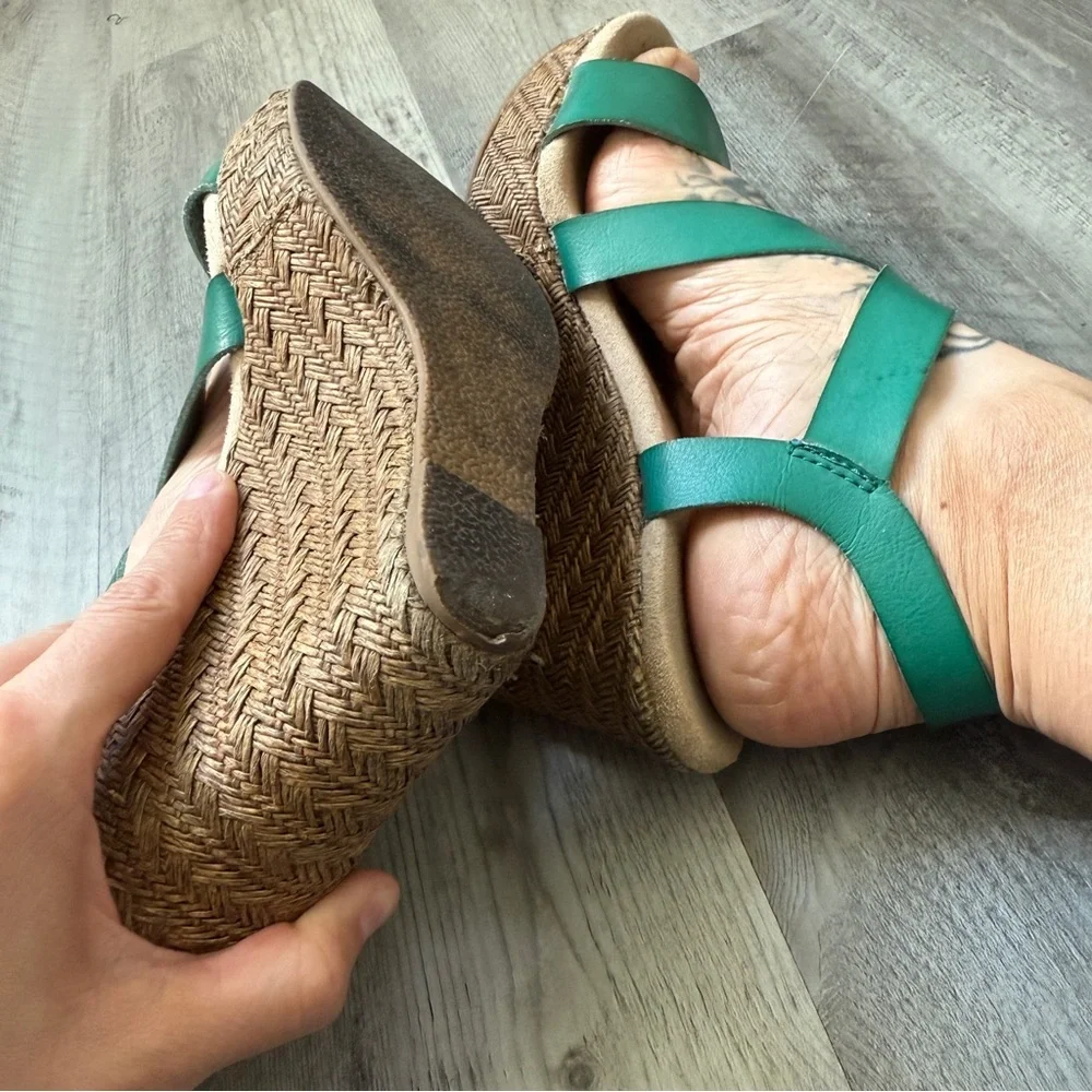 Daytrip Wedge Heel Sandals Women’s 9 Green Jute Used Worn